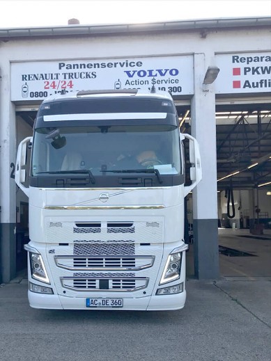 Lkw Vertragswerkstatt van der Zander